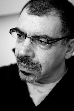 Steve Lewis